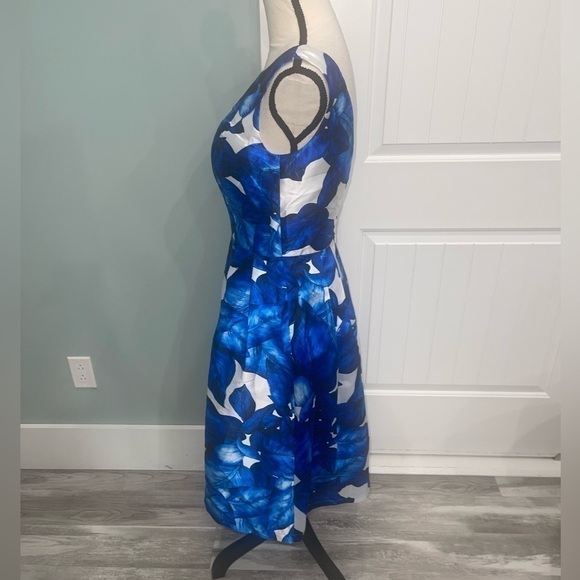 Chi Chi London Essie High Low blue leaf print dress size 4 - Picture 5 of 12